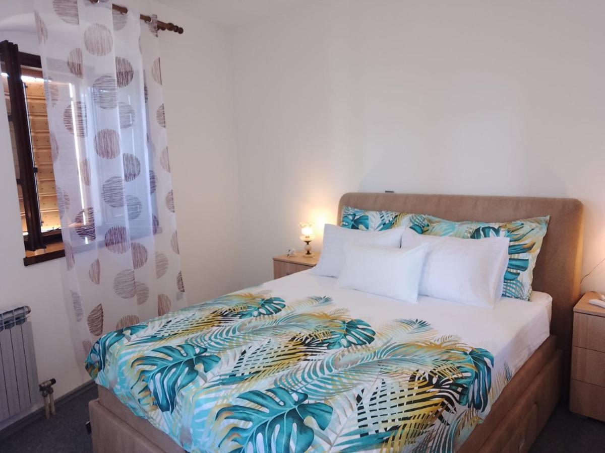 Apartman Plava Riba Sibenik Bagian luar foto